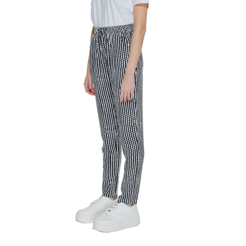 Only Onlnova Life Black Viscose Pant for Women