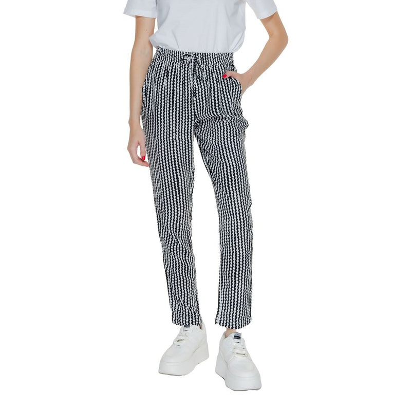 Only Onlnova Life Black Viscose Pant for Women