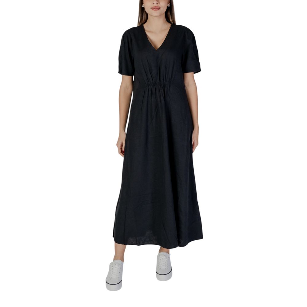 B.Young BYIMADRID VNECK Black Linen Long Dress - Élégance et Confort