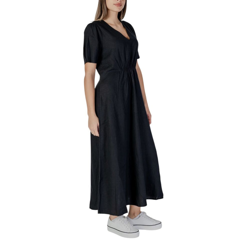 B.Young BYIMADRID VNECK Black Linen Long Dress - Élégance et Confort