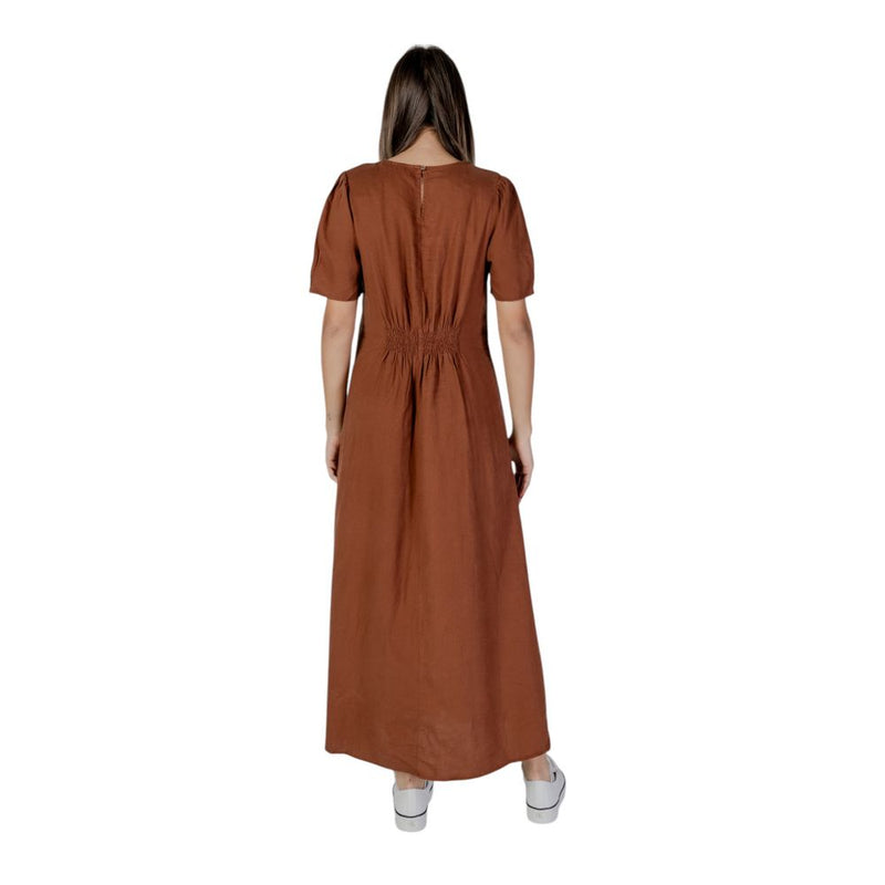B.Young BYIMADRID VNECK Robe Longue en Lin Marron