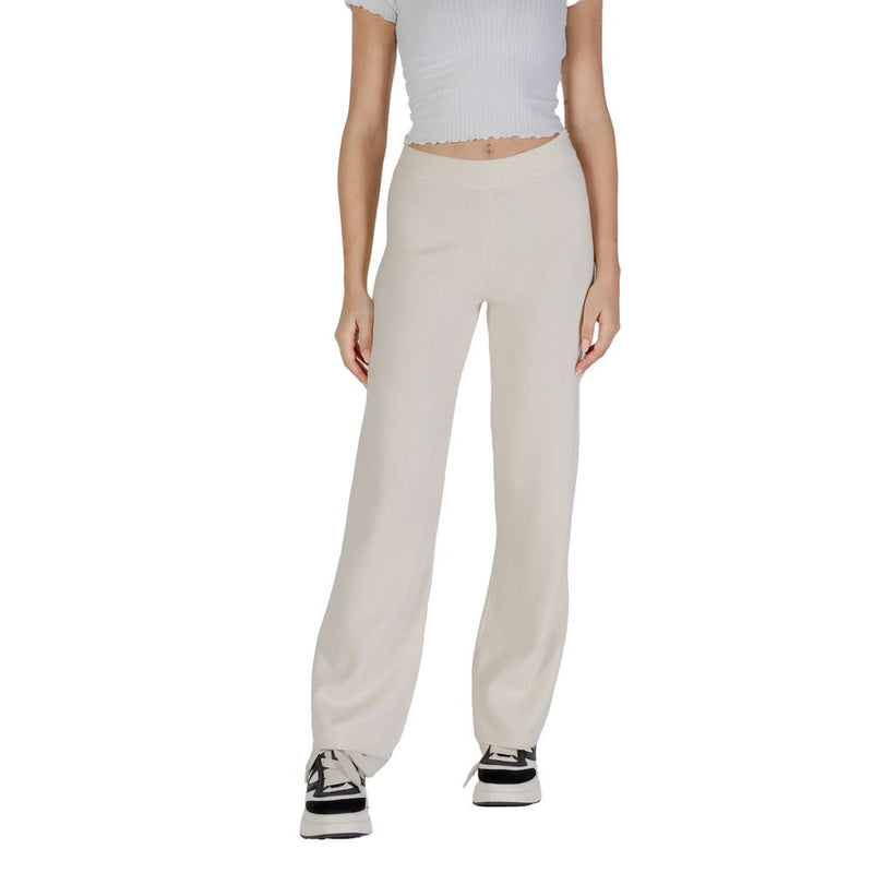 Vero Moda Cream Viscose Pant - Élégantes et Confortables