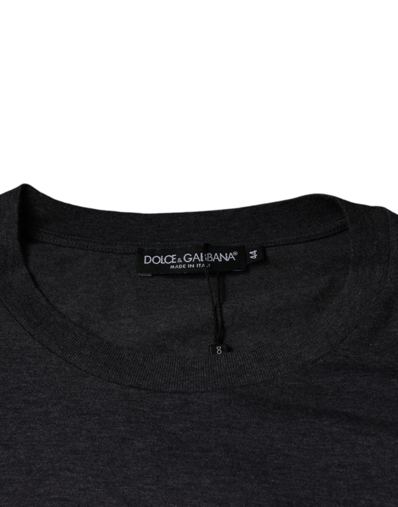Dolce &amp; Gabbana grijs katoenen T-shirt met ronde hals en logo-patch.