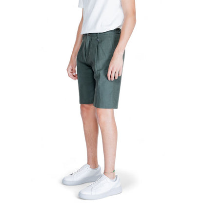 Short Bermuda en lin vert d'Antony Morato