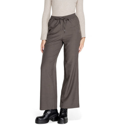 Seul pantalon gris en polyester