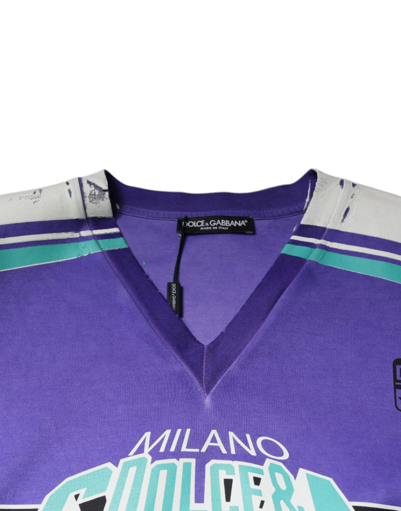 T-shirt en coton jersey à col en V avec logo violet de Dolce &amp; Gabbana