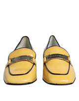 Dolce & Gabbana Mocassins en Cuir Jaune avec Plaque Logo
