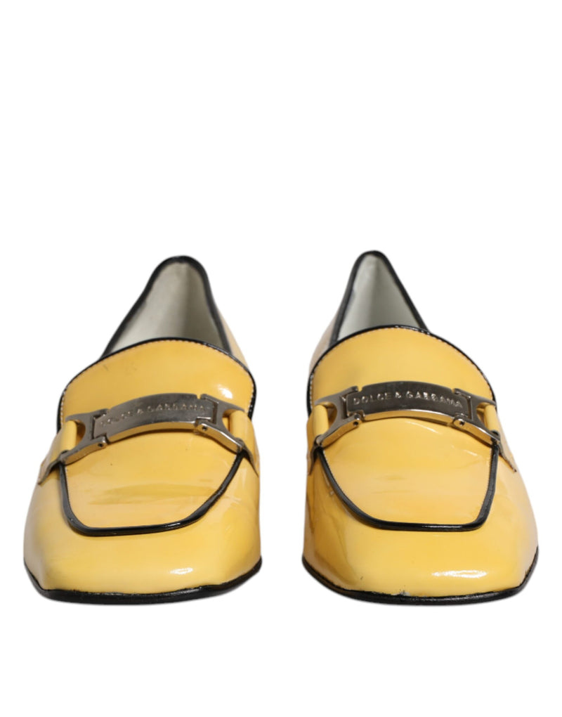 Dolce & Gabbana Mocassins en Cuir Jaune avec Plaque Logo