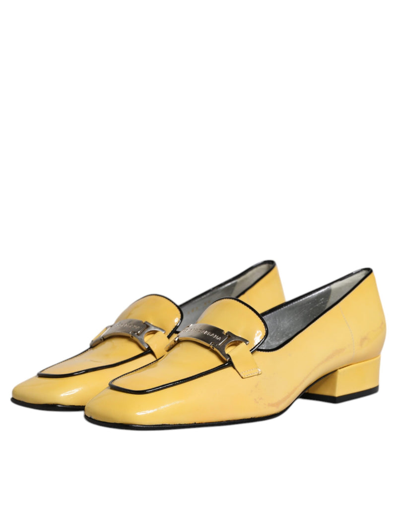 Dolce & Gabbana Mocassins en Cuir Jaune avec Plaque Logo