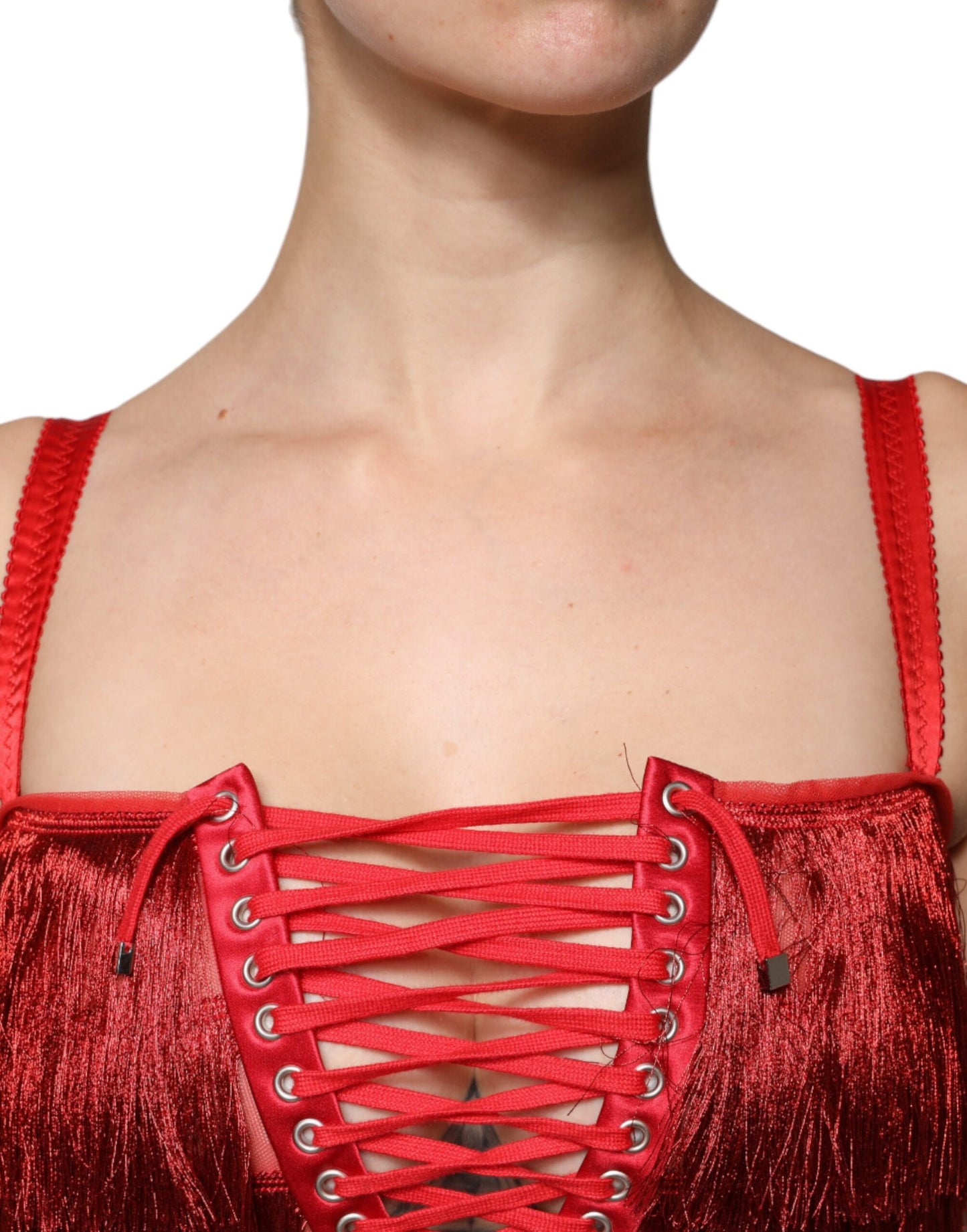 Mini-robe moulante sans manches en dentelle rouge avec franges de Dolce & Gabbana