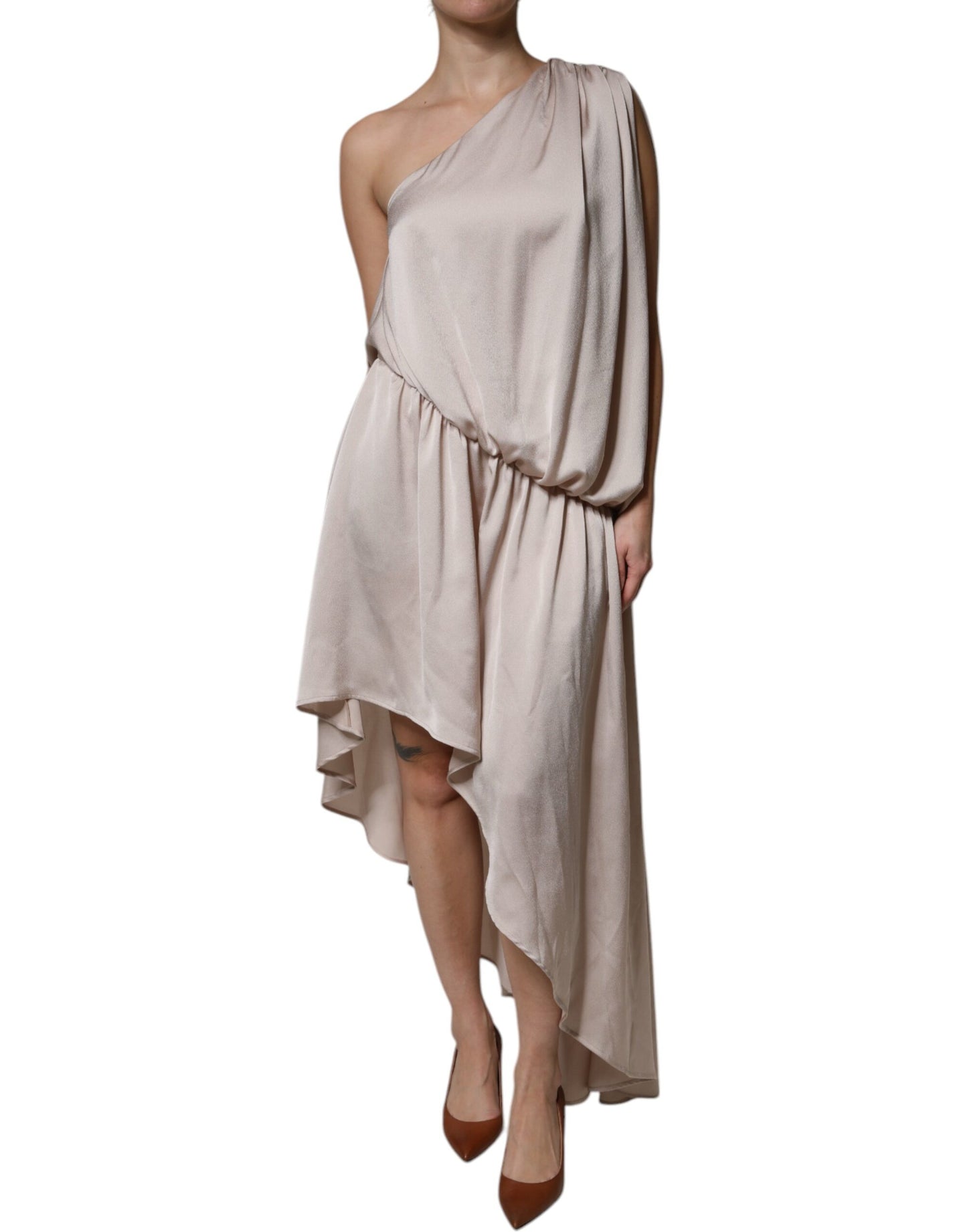 Robe asymétrique drapée à une épaule beige de Christian Pellizzari
