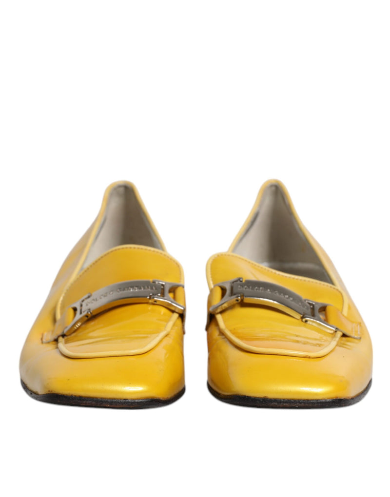 Dolce & Gabbana Mocassins Jaunes en Cuir avec Plaque Logo