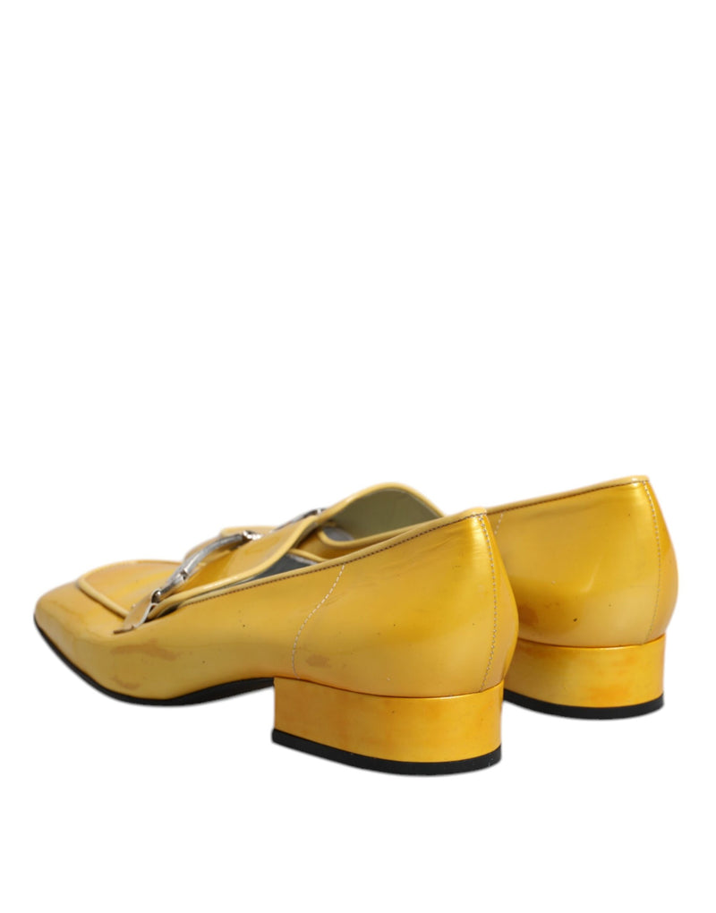 Dolce & Gabbana Mocassins Jaunes en Cuir avec Plaque Logo