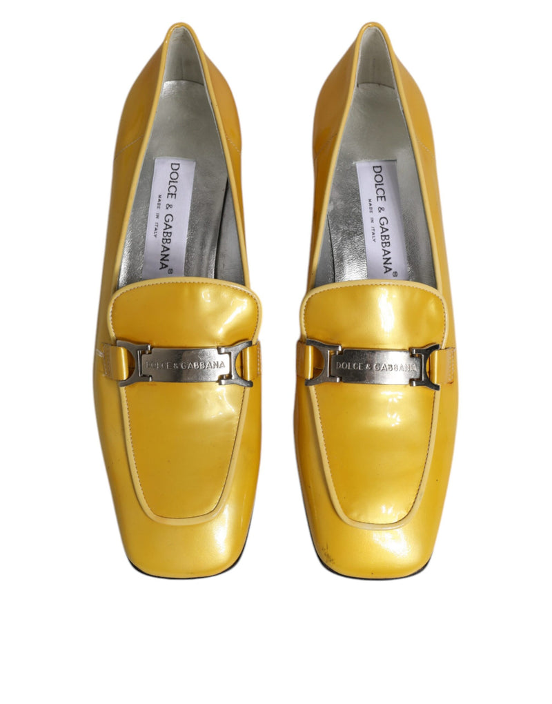 Dolce & Gabbana Mocassins en Cuir Jaune avec Plaque Logo