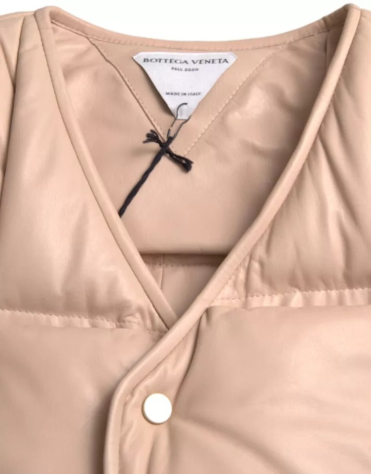 Veste en cuir de veau beige à carreaux et sans manches de Bottega Veneta