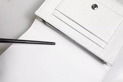 Dolce & Gabbana Witblauwe Leren Bifold Crossbody Sling Portemonnee