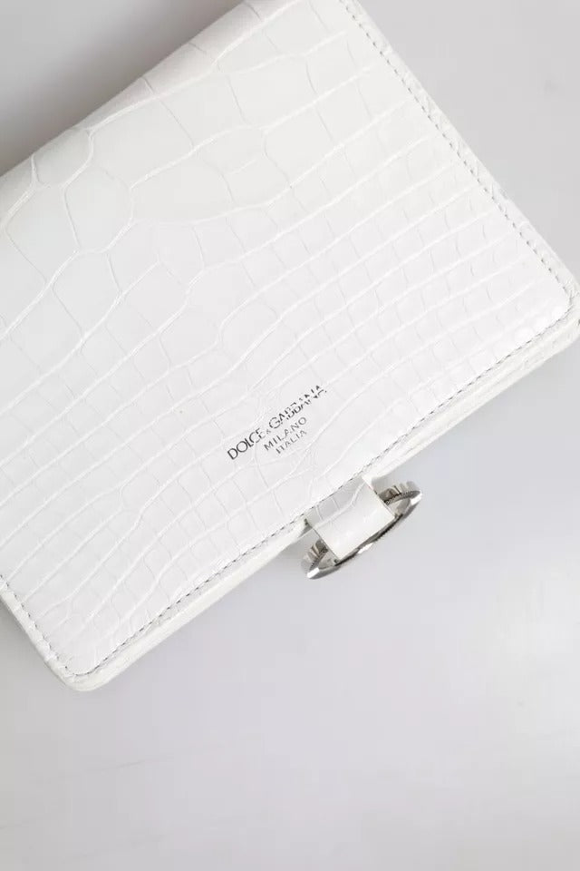 Dolce & Gabbana Witblauwe Leren Bifold Crossbody Sling Portemonnee