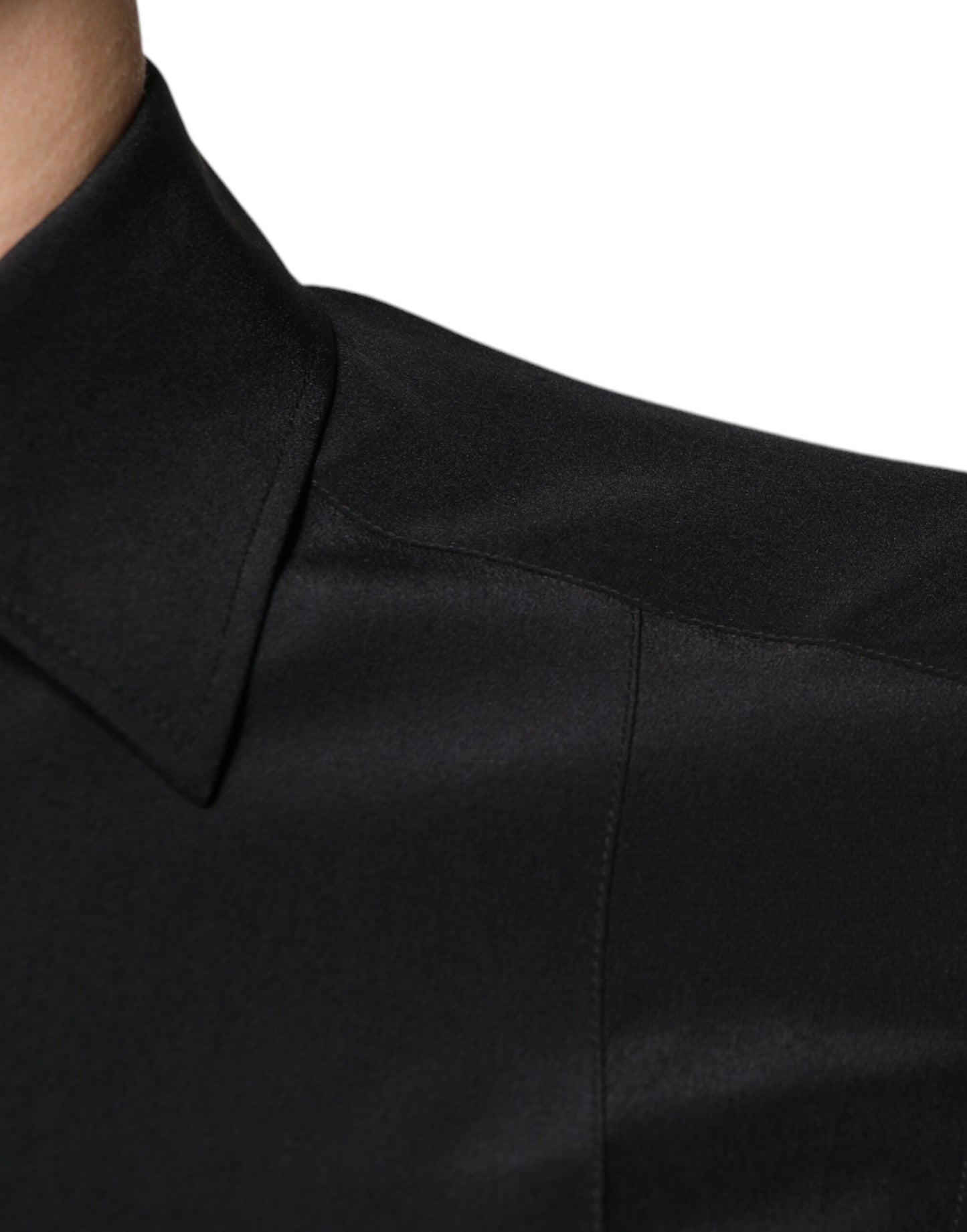 Chemise de cérémonie à manches longues en soie noire avec broderies dorées de Dolce &amp; Gabbana