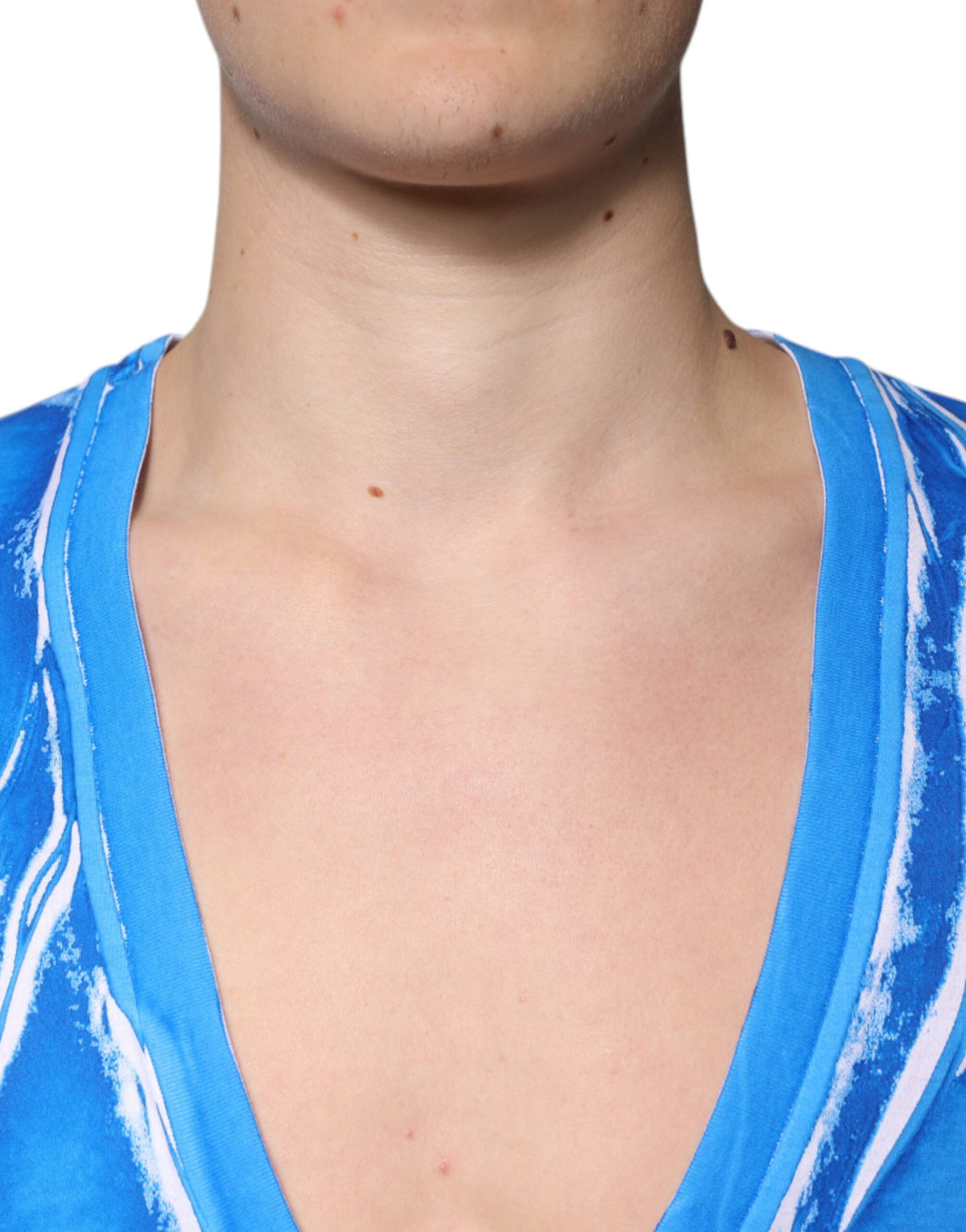 T-shirt à manches courtes en coton bleu à col en V de Dolce &amp; Gabbana