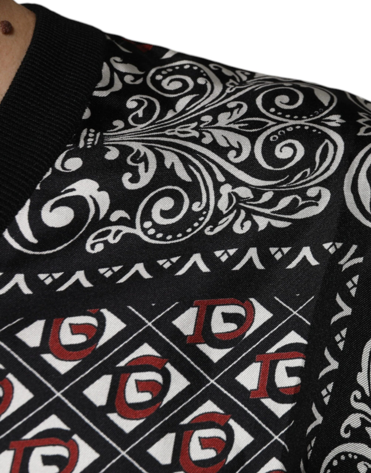 Pull en laine à col en V noir avec logo Dolce &amp; Gabbana