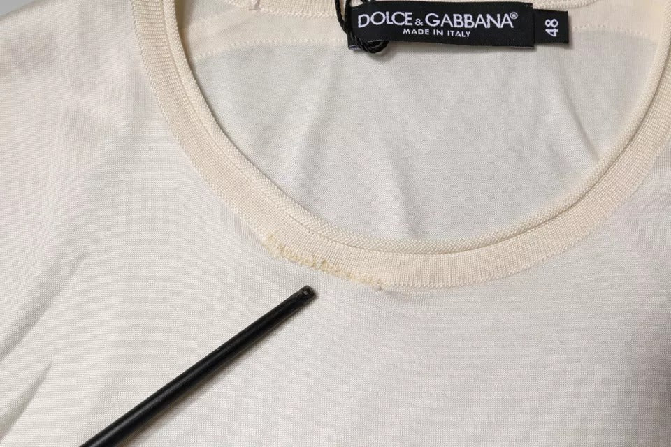 T-shirt Dolce &amp; Gabbana en soie blanche cassée, col rond, manches courtes.