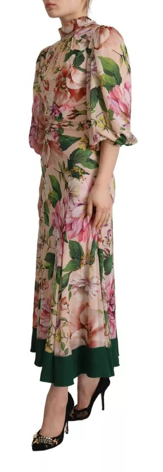 Robe longue rose, style fourreau, à ligne A, à motif floral et nœud en satin de Dolce & Gabbana.