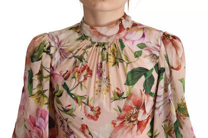 Robe longue rose, style fourreau, à ligne A, à motif floral et nœud en satin de Dolce & Gabbana.