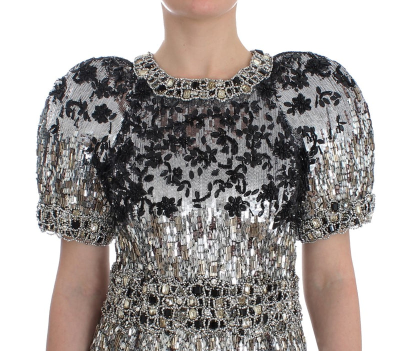 Robe de créateur Dolce &amp; Gabbana, argentée, confectionnée à la main, issue d'un défilé.