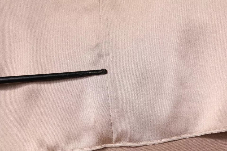 Robe Mini Emporio Armani en Satin Rose à Manches Longues