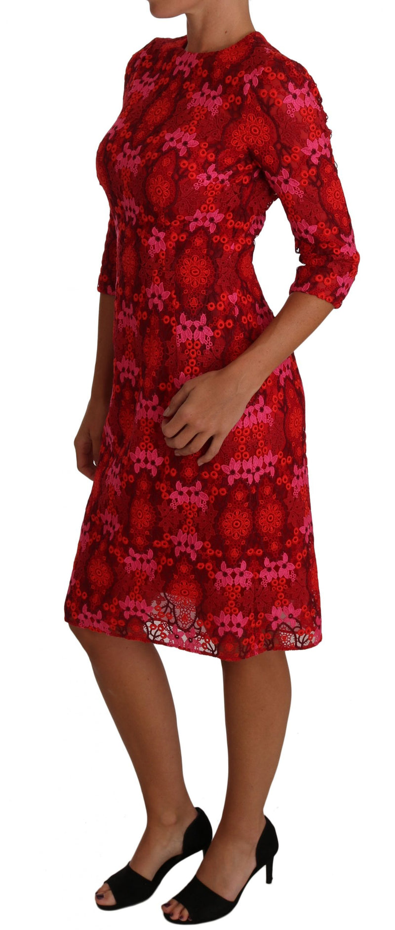 Robe fourreau rouge et rose en dentelle crochetée à motif floral Dolce &amp; Gabbana