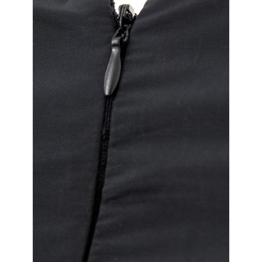 Robe Noire Élégante Lardini pour Femmes - Sophistication Intemporelle