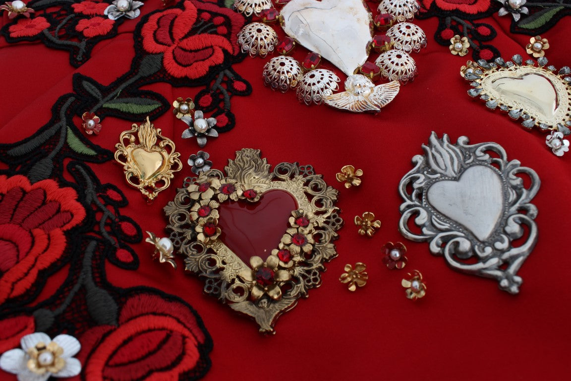 Short en soie rouge à motifs de roses et cristaux de Dolce & Gabbana