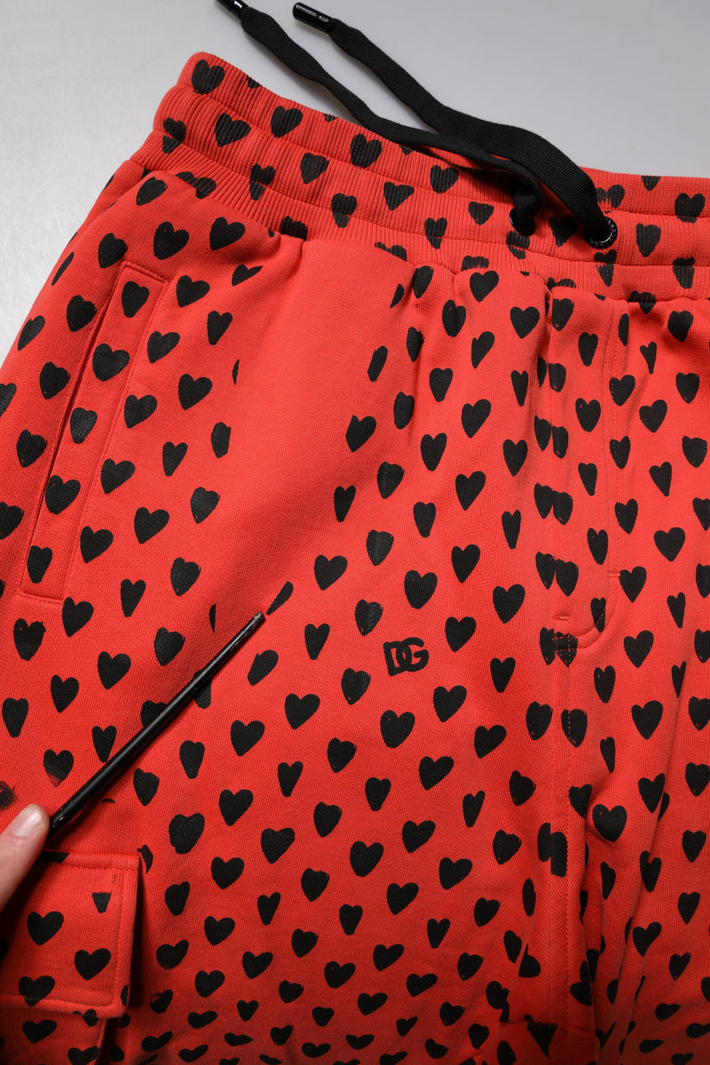 Pantalon de jogging cargo à motifs cœurs rouges Dolce &amp; Gabbana pour homme.