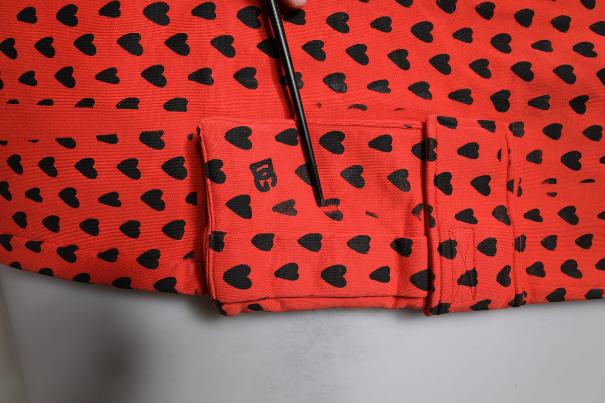 Pantalon de jogging cargo à motifs cœurs rouges Dolce &amp; Gabbana pour homme.