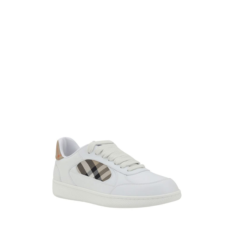 Burberry Leather Sneakers - Élégance et Confort Classique