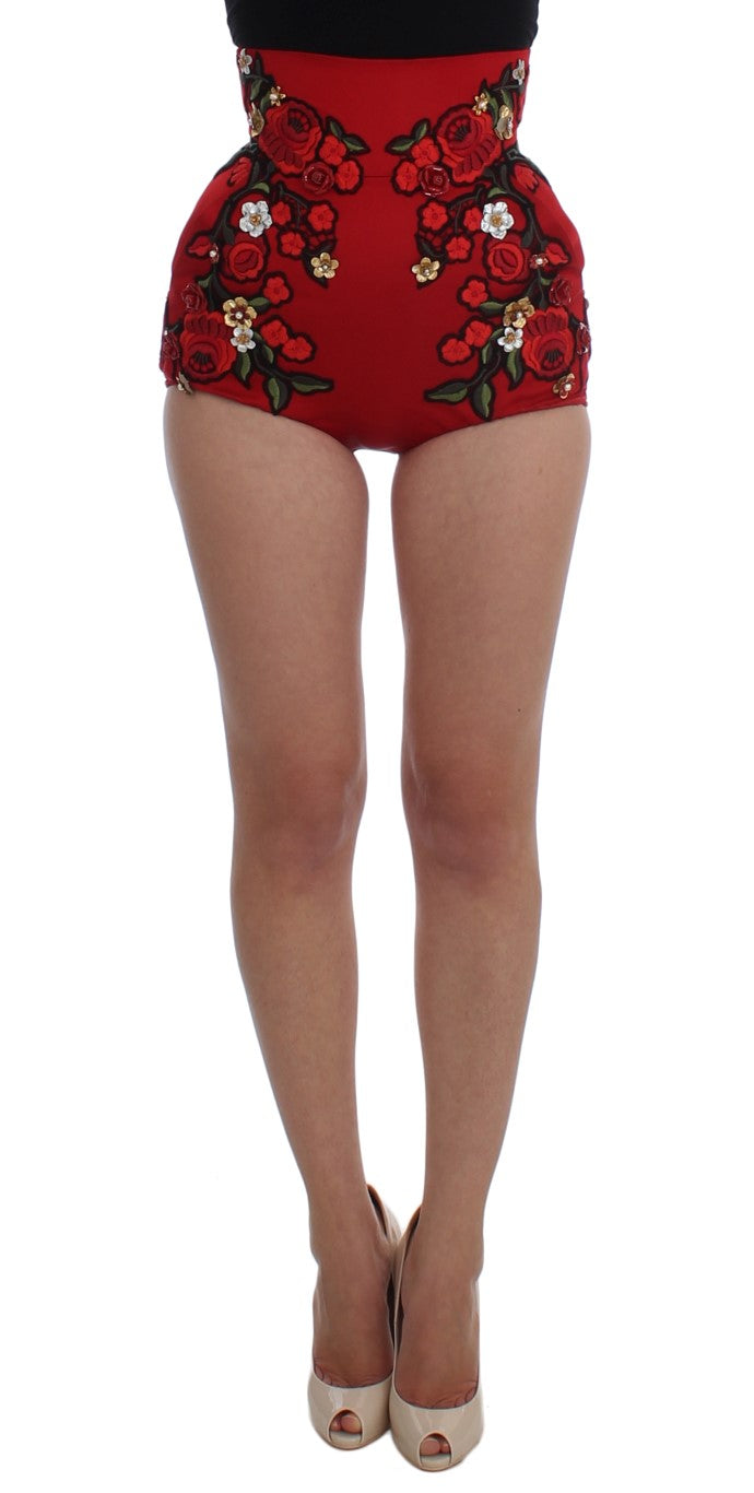 Shorts siciliens en soie rouge à motifs de roses de Dolce &amp; Gabbana