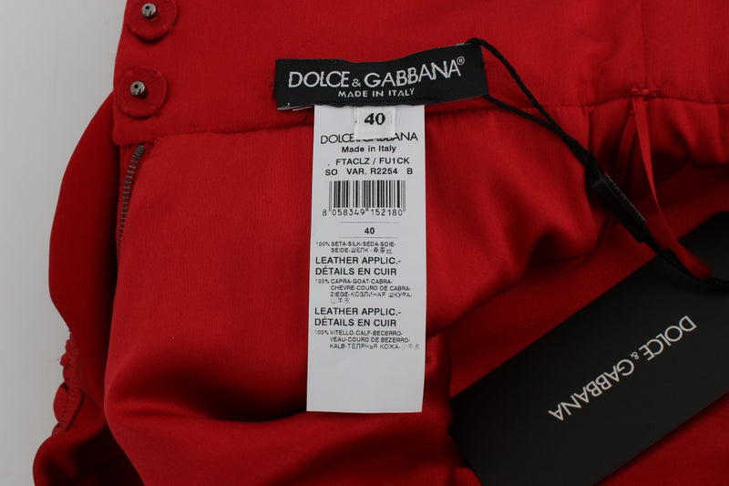 Shorts siciliens en soie rouge à motifs de roses de Dolce &amp; Gabbana
