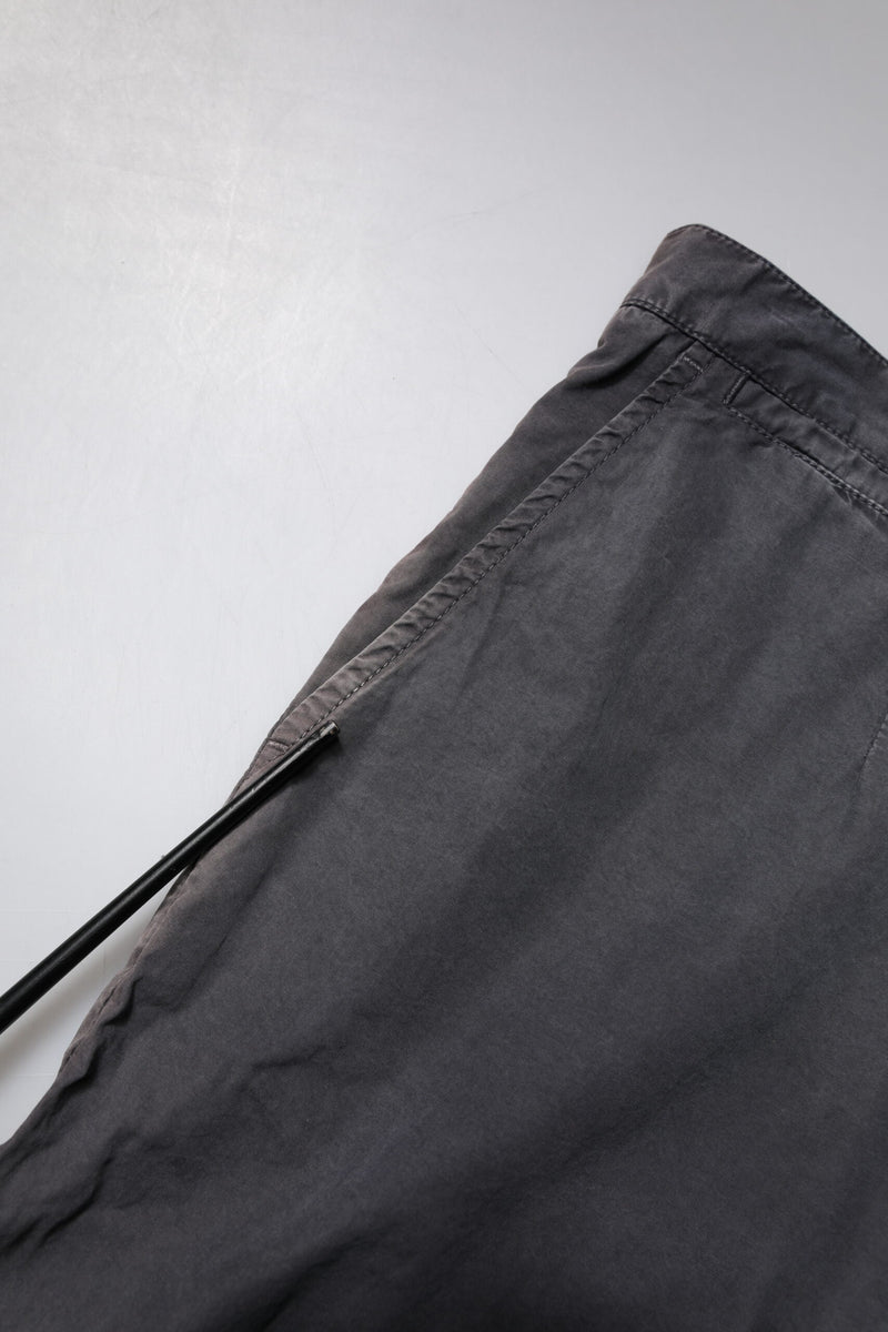 Dolce &amp; Gabbana donkergrijze katoenen bermuda shorts voor heren met middelhoge taille.