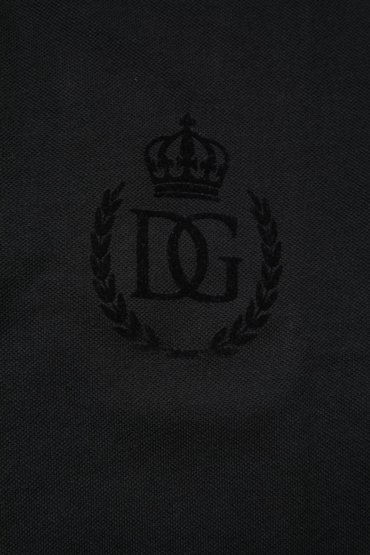 Polo à col montant en coton noir avec logo DG de Dolce &amp; Gabbana