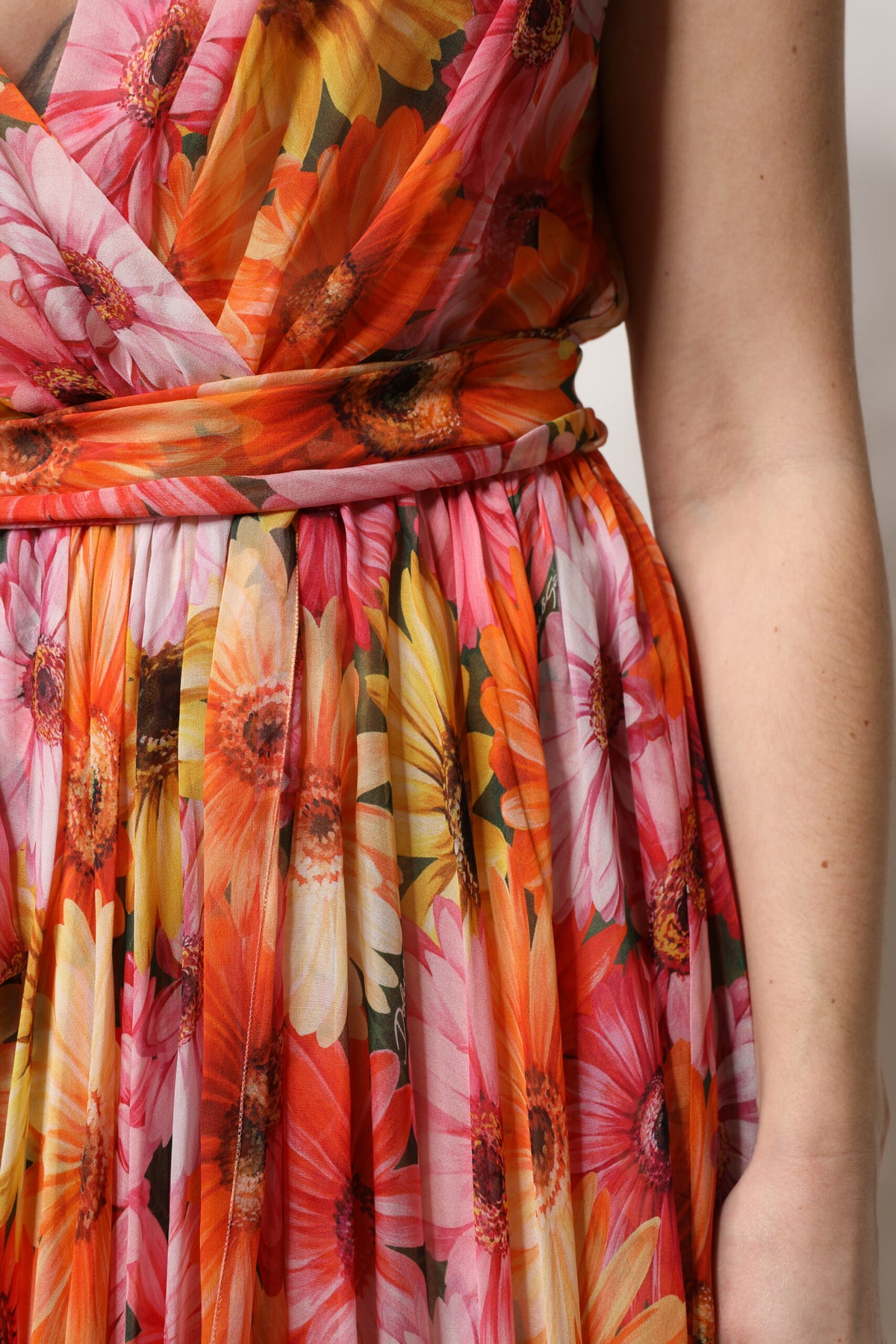 Robe Chiffon V-neck en Soie Multicolore Dolce & Gabbana