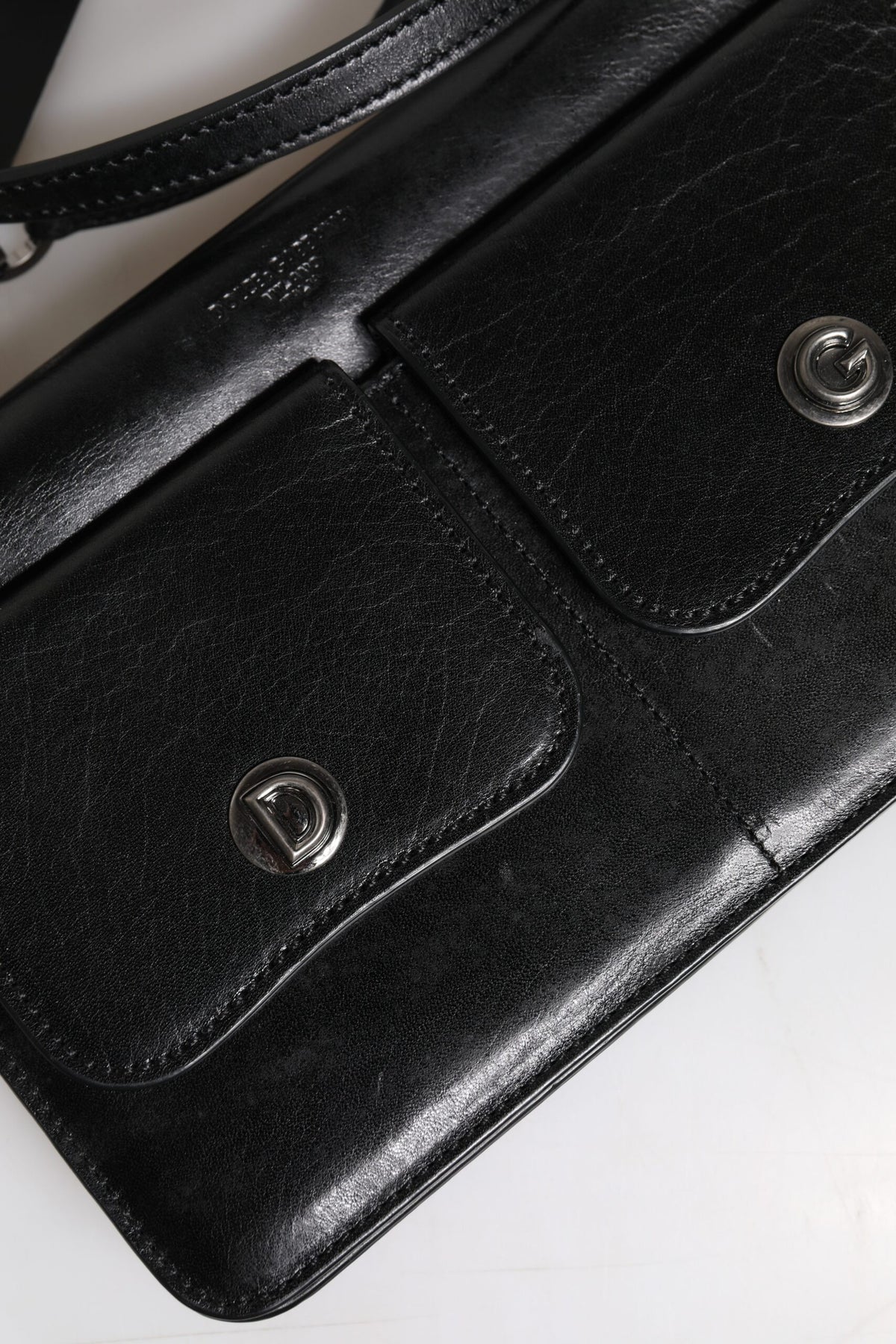 Sac à bandoulière en cuir noir Dolce & Gabbana avec logo