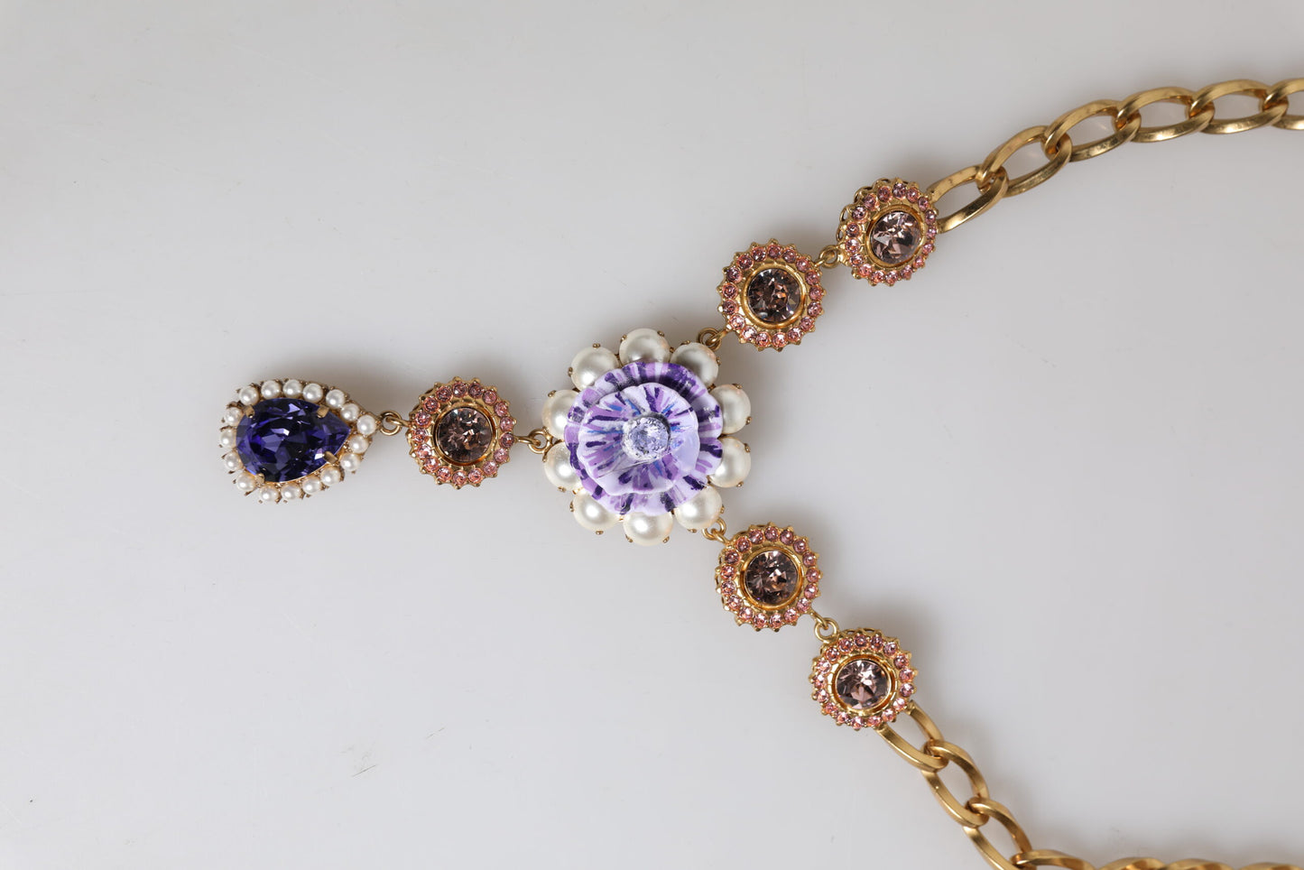 Dolce &amp; Gabbana gouden messing bloemenkristallen parel versierde ketting
