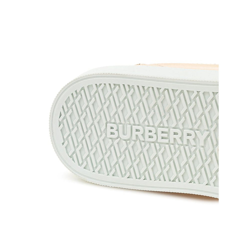 Burberry Pink Leather Sneaker - Élégance et Style