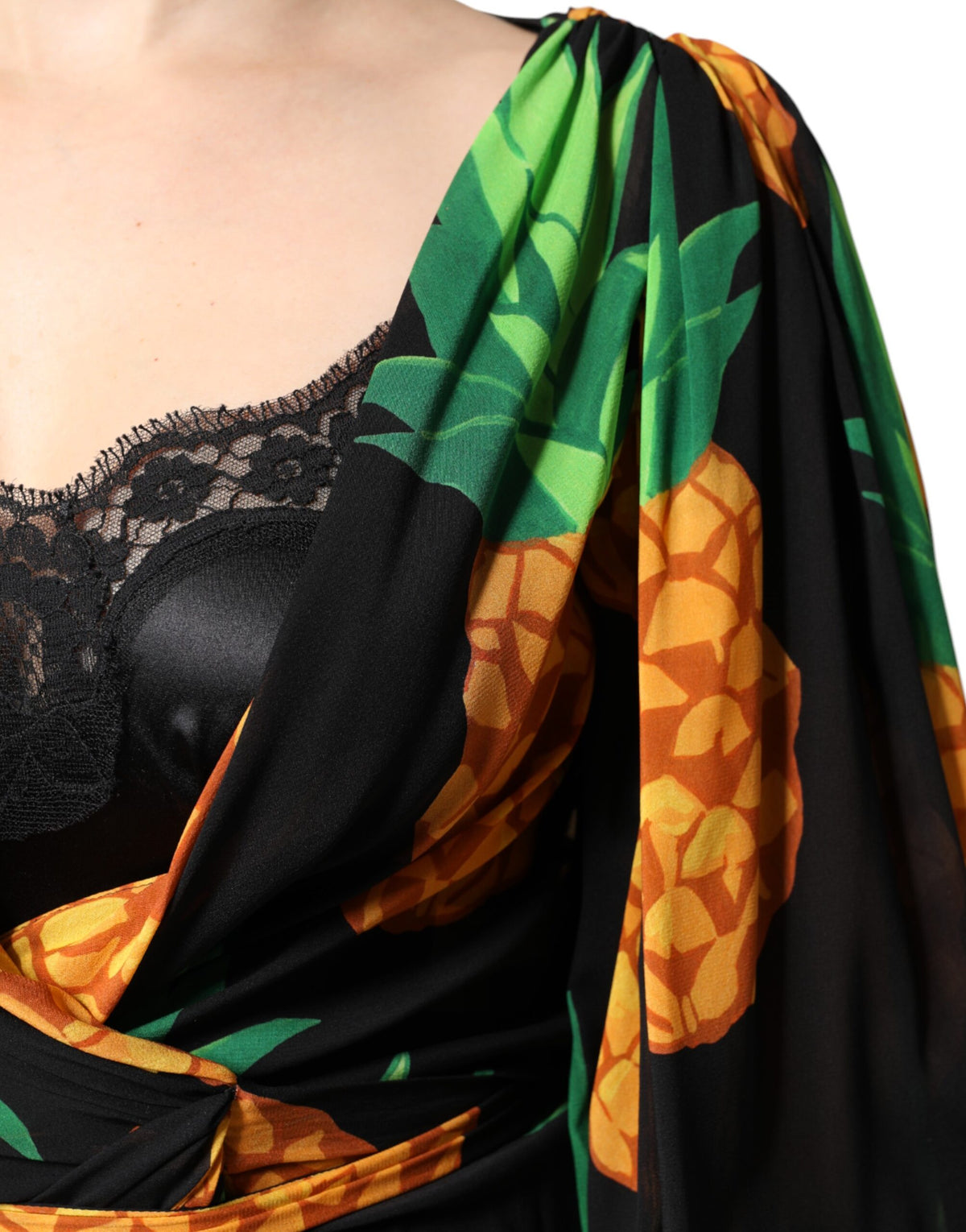 Robe Drapée en Soie Noire avec Imprimé Ananas de Dolce & Gabbana