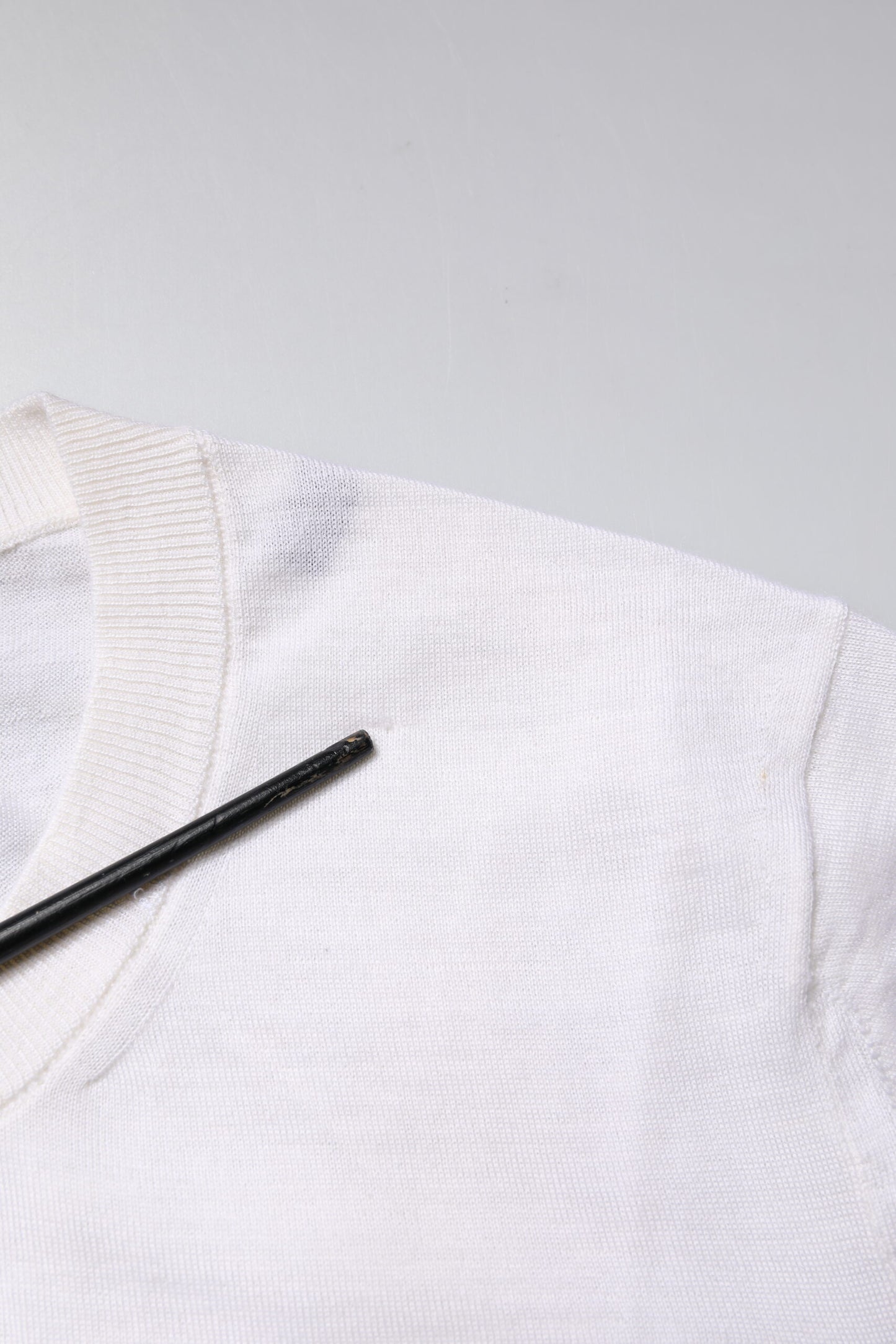 Dolce & Gabbana Cream Cashmere Knit Cropped Cardigan Sweater