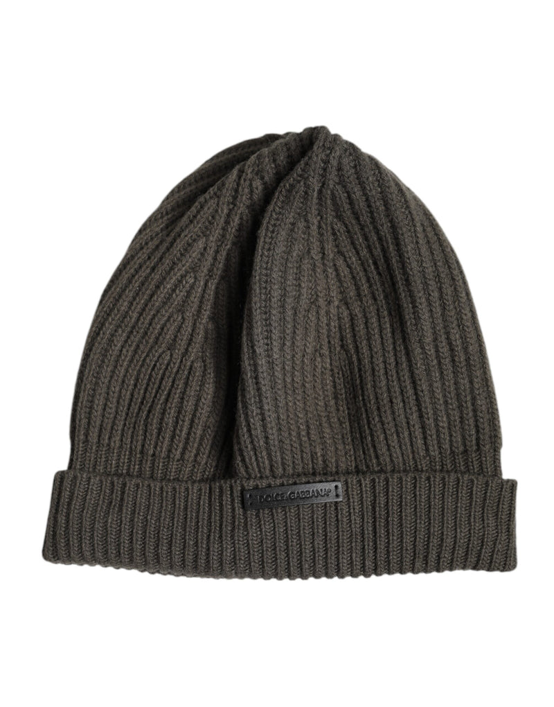Bonnet d'hiver tricoté en laine verte Dolce & Gabbana avec plaque DG