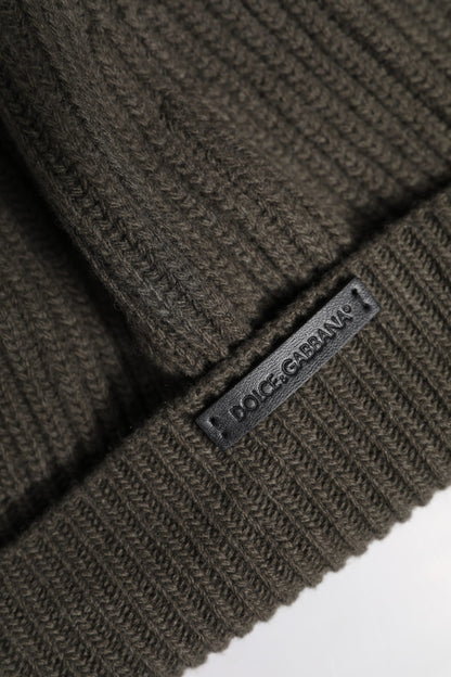 Bonnet d'hiver tricoté en laine verte Dolce & Gabbana avec plaque DG