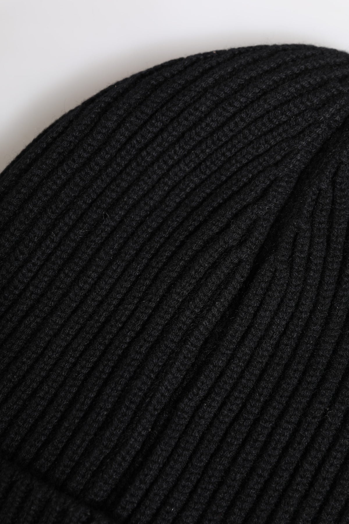 Bonnet d'hiver tricoté en cachemire noir Dolce & Gabbana