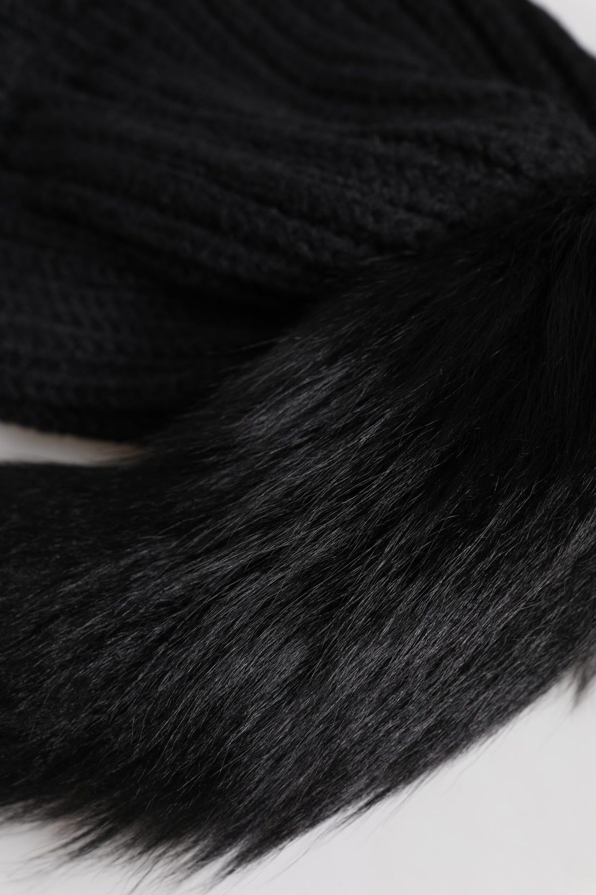 Dolce & Gabbana Black Acrylic Knitted Fur Winter Beanie Hat