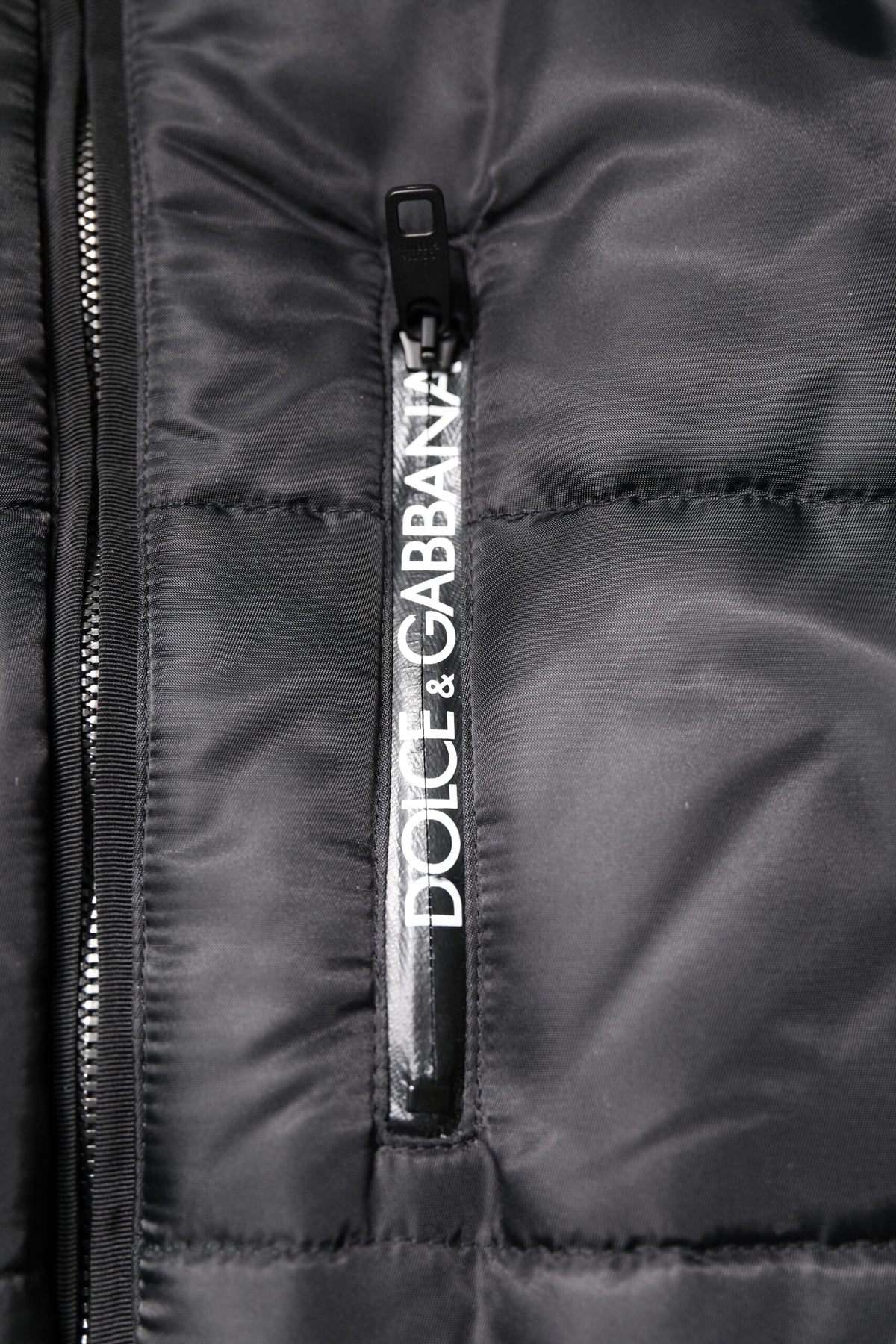 Parka noire à capuche Dolce & Gabbana, manteau d'hiver pour homme.